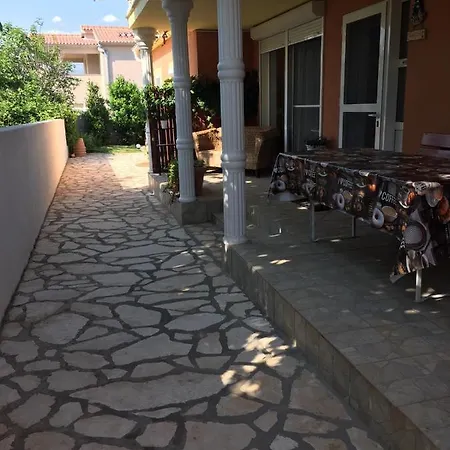 Vlacor 2 *